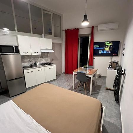 Appartamento Punto Feliz Holiday House Napoli Esterno foto