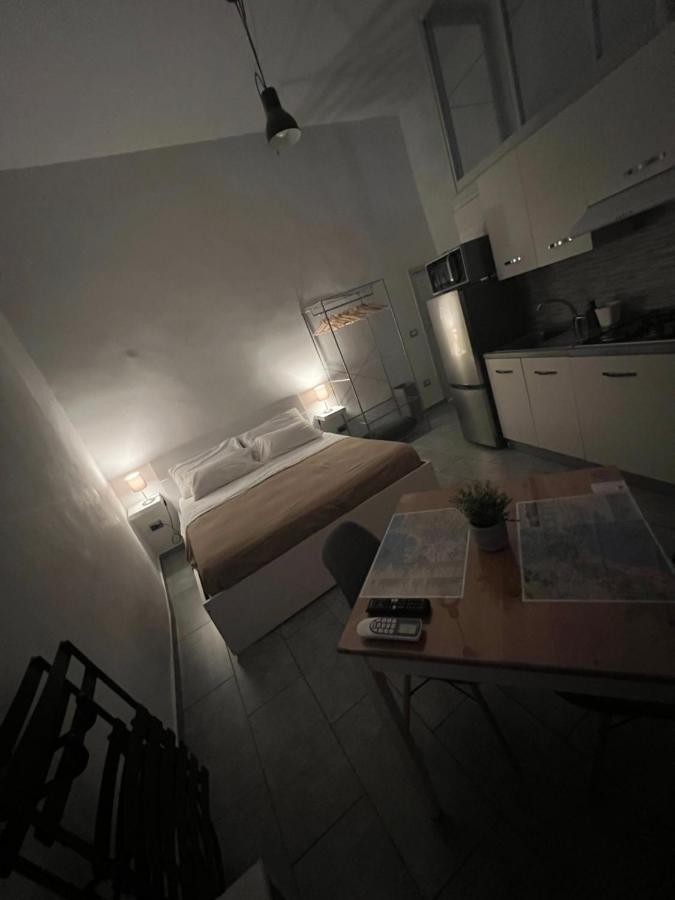 Appartamento Punto Feliz Holiday House Napoli Esterno foto